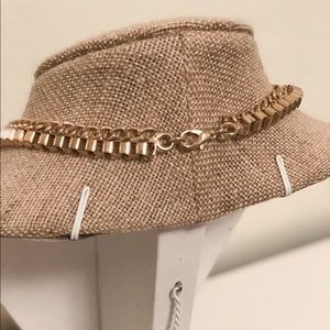Charming Charlie Jewelry - Charming Charlie Coral Necklace Charming Charlie Jewelry - Charming Charlie Coral Necklace
